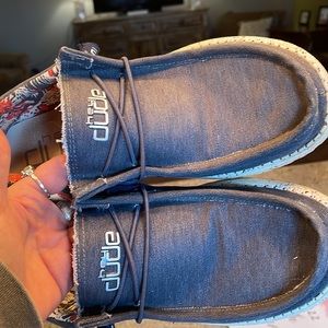 HEY DUDE Wally Stretch mens size 10.  Great condition